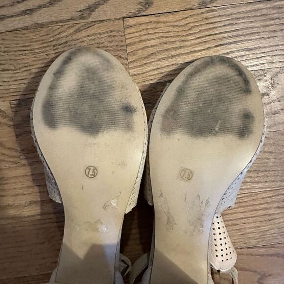 Women Steve Madden Reda Taupe Sandal Side Cutout Ankle Strap Tan 7.5 - Picture 7 of 9